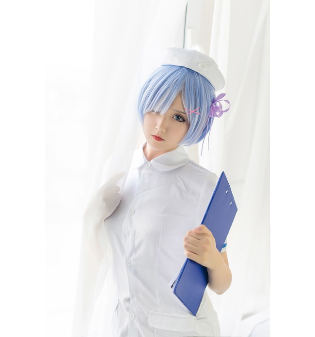 摩托罗拉Razr重生,从“翻盖”到“折叠屏”‘爱游戏ayx官网地址’(图4) 爱游戏ayx官网地址