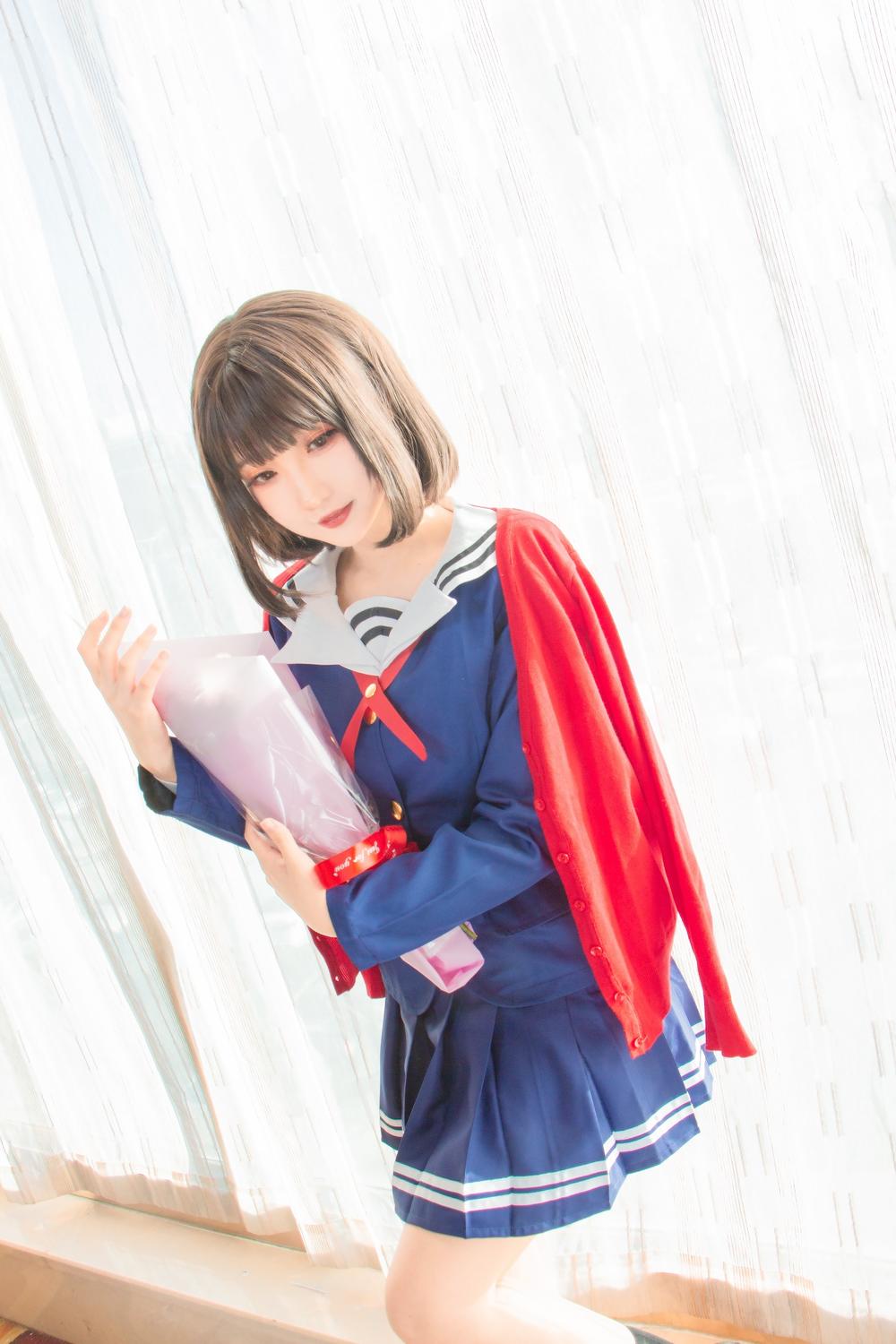 爱游戏ayx官网地址|“中戏学霸”肖雨签约童乐影视 99年实